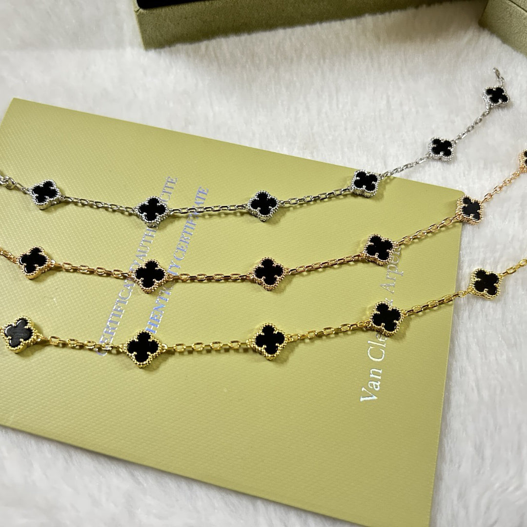 [Cyra] CLOVER 6 MOTIF  ONYXS BRACELET