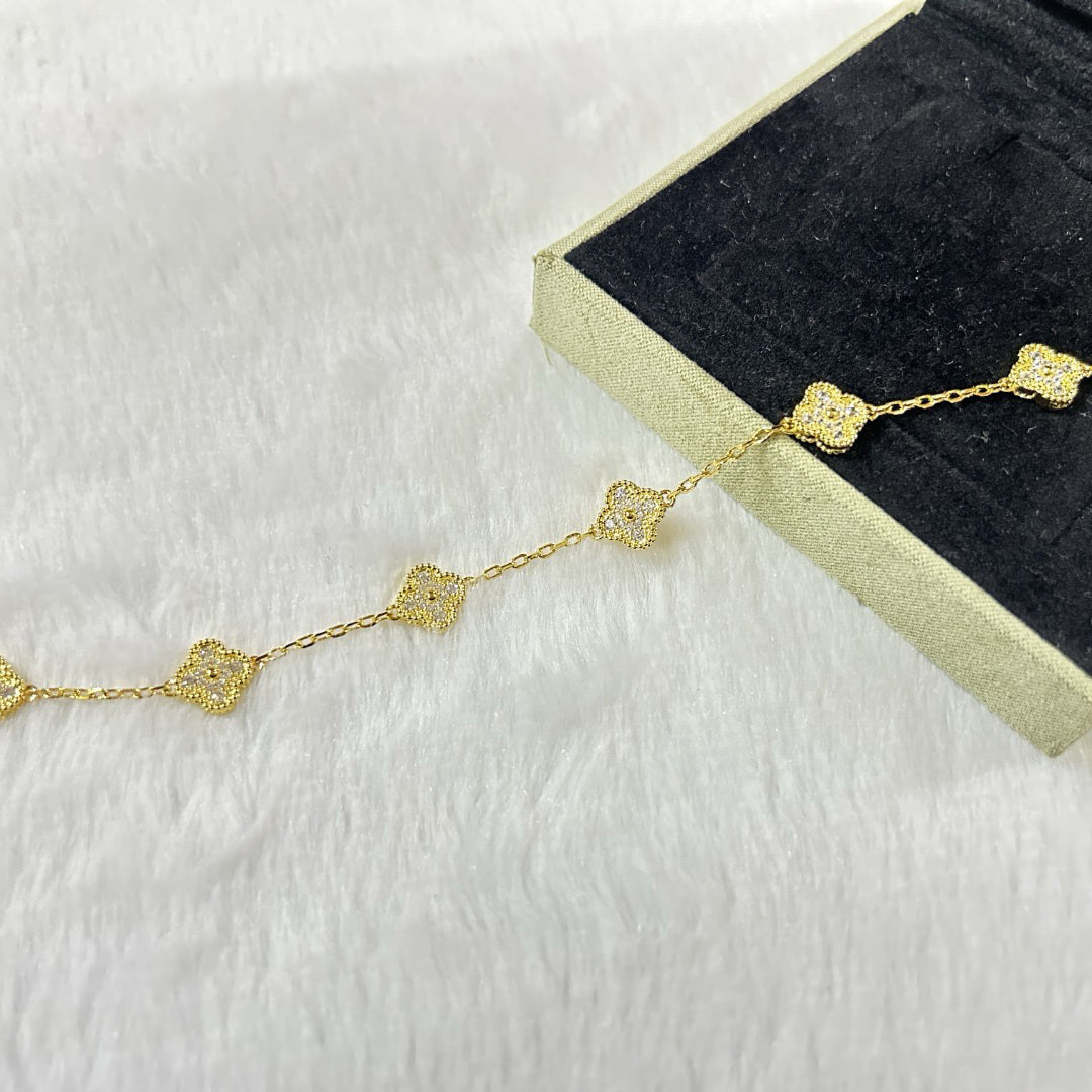 [Cyra] New CLOVER 6 MOTIF DIAMOND BRACELET
