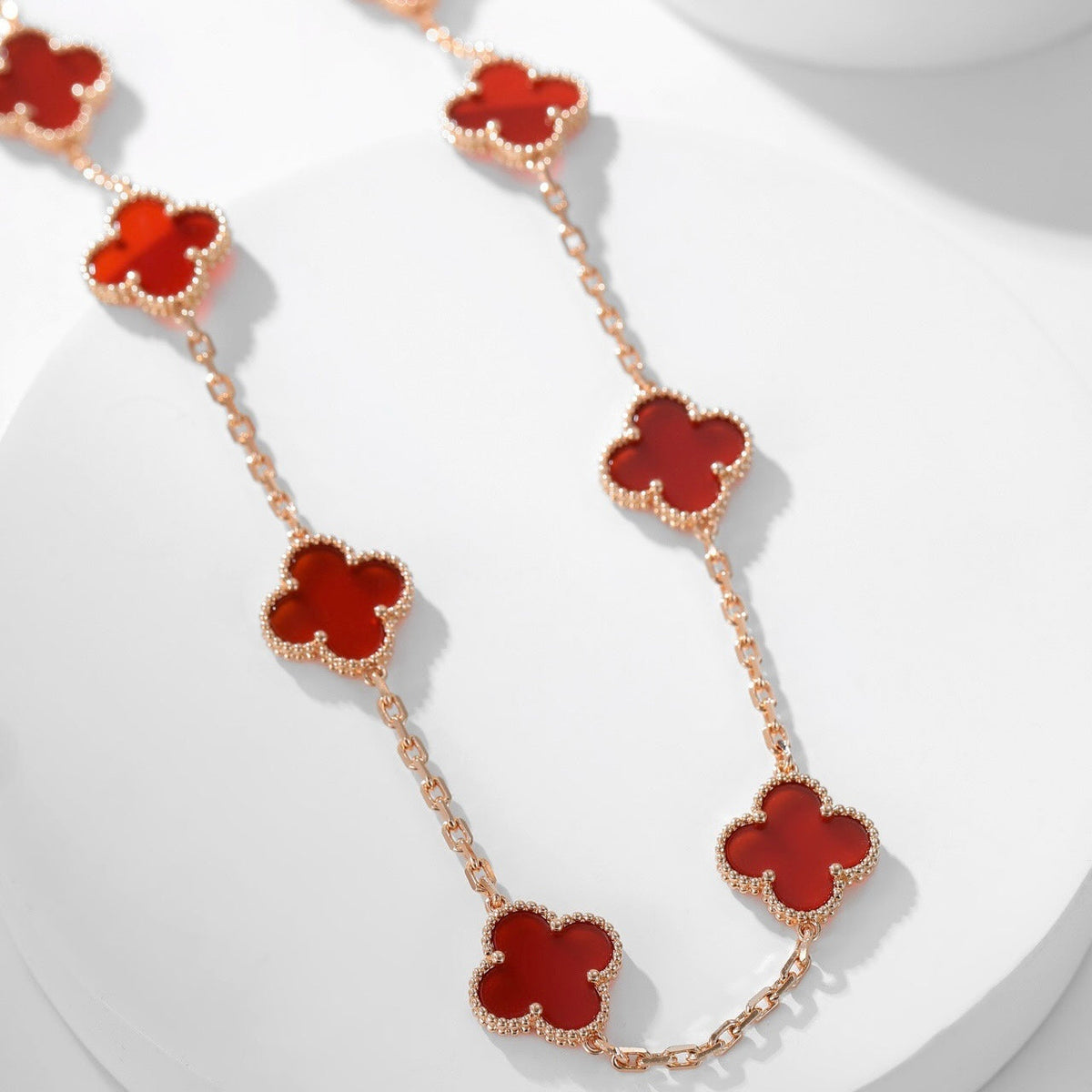 [Cyra]  CLOVER 10 MOTIFS CARNELIAN NECKLACE