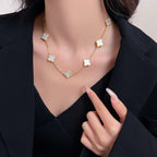 [Cyra]  CLOVER 10 MOTIFS WHITE MOTHER OF PEARL NECKLACE