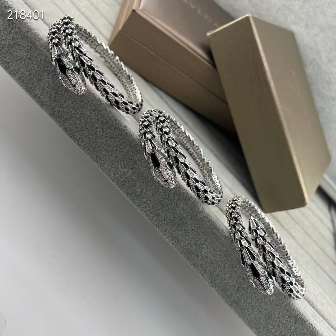 [Cyra]  EW OBSIDIAN & DIAMOND SERPENT BRACELET