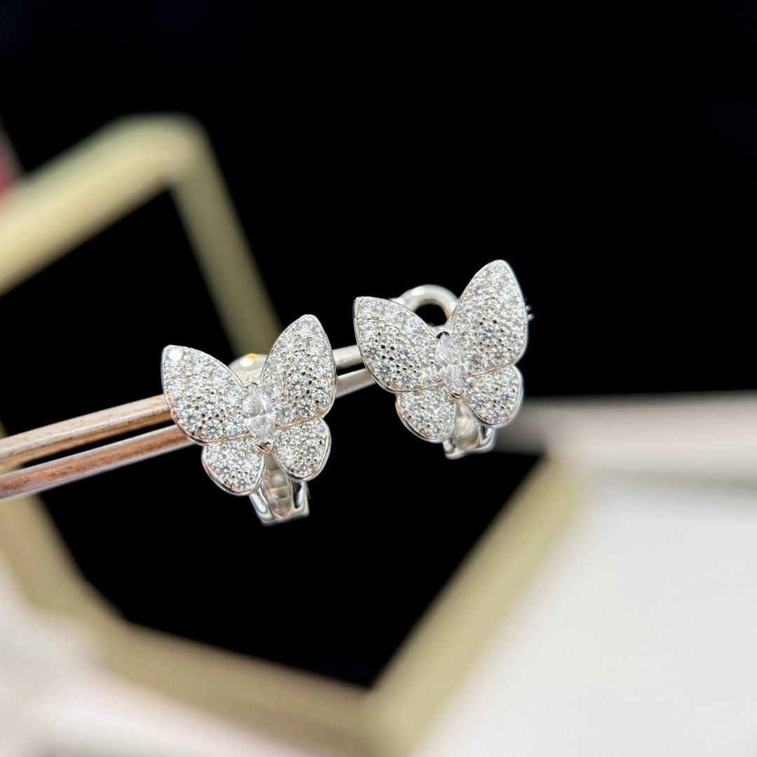 [Cyra]  BUTTERFLY ALL DIAMOND EARRINGS
