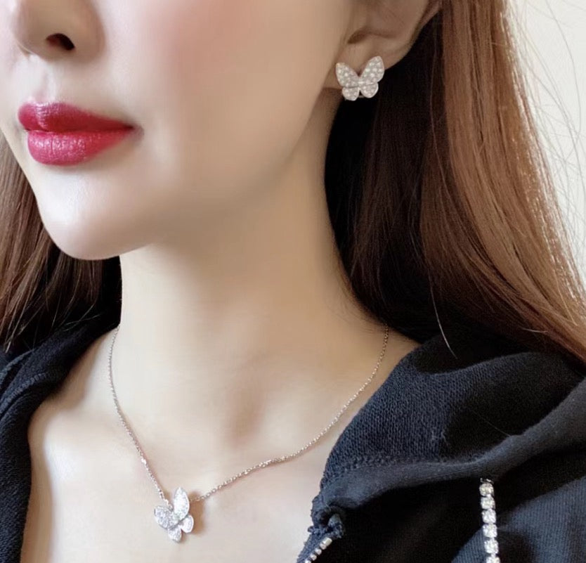 [Cyra]  BUTTERFLY ALL DIAMOND EARRINGS