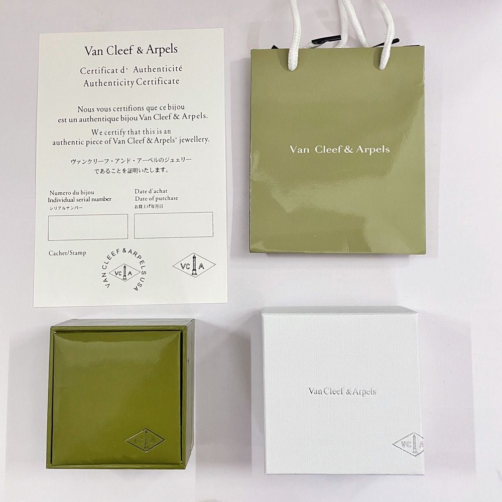 [Cyra]  VA CLOVER BRACELET NECKLACE RING BOX GIFT BAG
