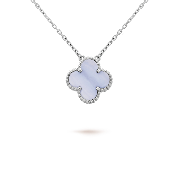 [Cyra] CLOVER 15MM BLUE CHALCEDONY NECKLACE SILVER
