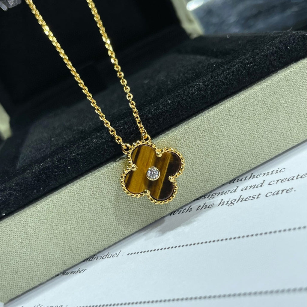 [Cyra]  CLOVER 15MM ダイヤモンド＆イエロータイガーアイアゲート ネックレス