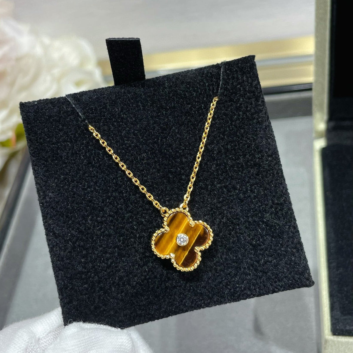 [Cyra]  CLOVER 15MM ダイヤモンド＆イエロータイガーアイアゲート ネックレス