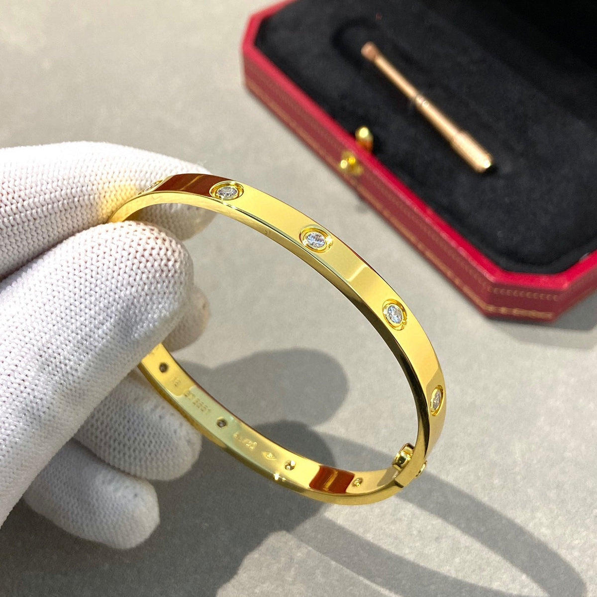 [Cyra]  LOVE BRACELET 6.1MM 10 DIAMONDS