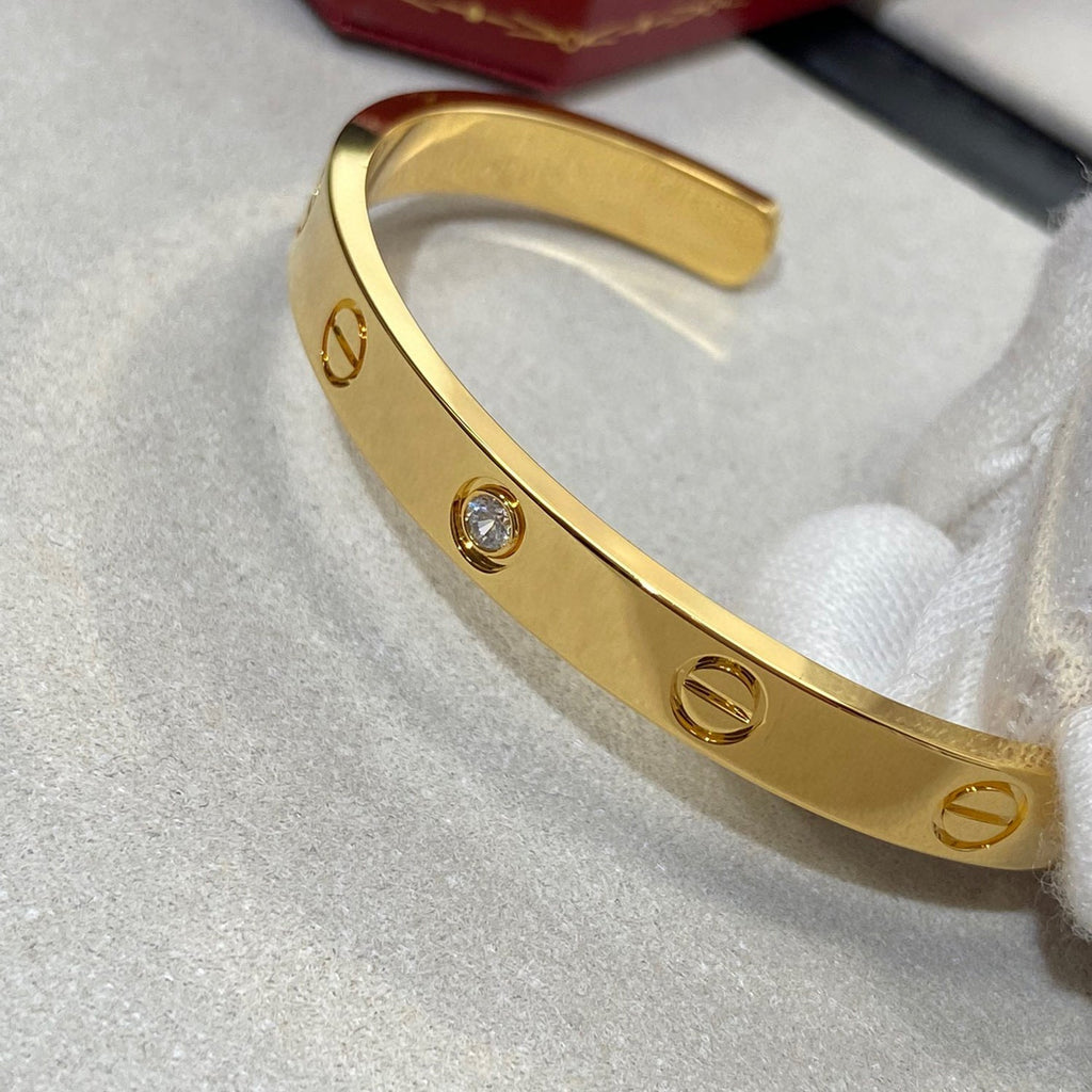 [Cyra] LOVE ARMBAND 6,1 MM 1 DIAMANT OFFENER REIF