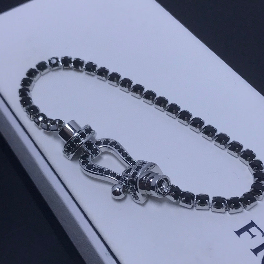 [Cyra]  FORCE  LARGE HORSESHOE FULL DIAMOND TENNIS BRACELET