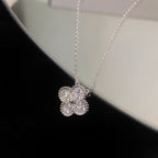 [Cyra]  KLEEBLATT 15MM DIAMANT EINZELNE BLÜTE HALSKETTE