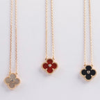 [Cyra]  CLOVER 15MM DIAMOND CARNELIAN NECKLACE