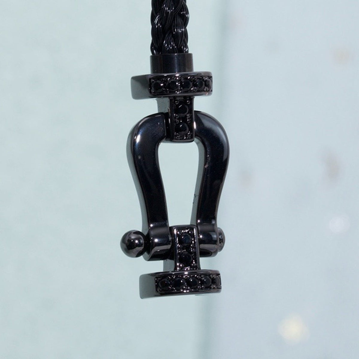 [Cyra]  FORCE LARGE SERIES HORSESHOE BLACK SAMURAI BRACELET