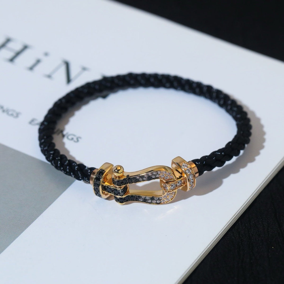 [Cyra]  FORCE LARGE HORSESHOE BLACK WHITE DIAMOND BRACELET SILVER