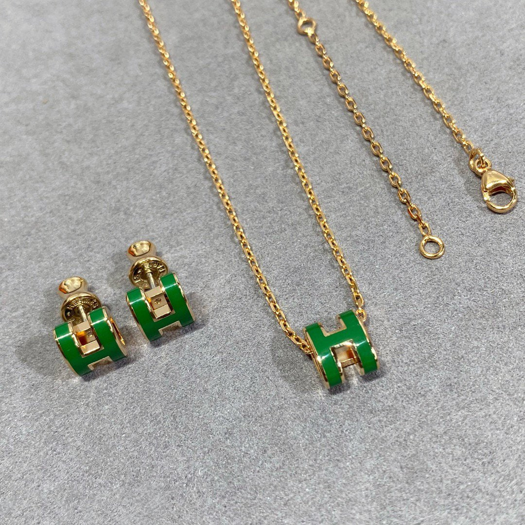 [Cyra]  POP H GREEN NECKLACE SILVER AND GOLD
