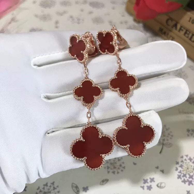 [Cyra]  CLOVER 3 MOTIF CARNELIAN DROP EARRINGS