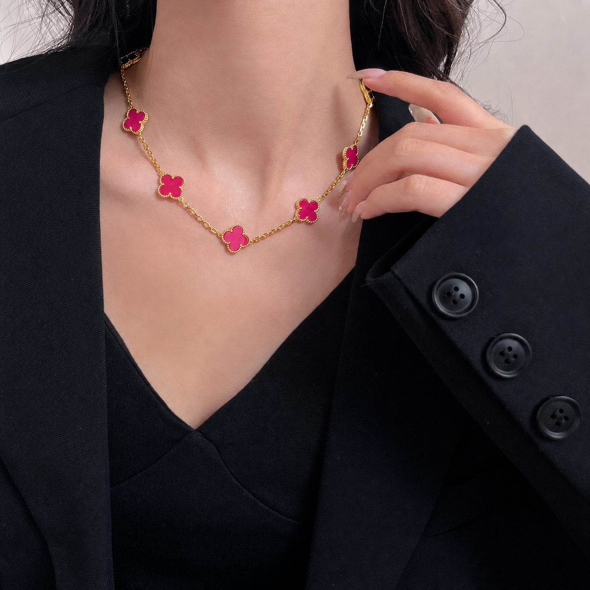 [Cyra] NEW CLOVER 10 MOTIFS PINK ENAMEL NECKLACE