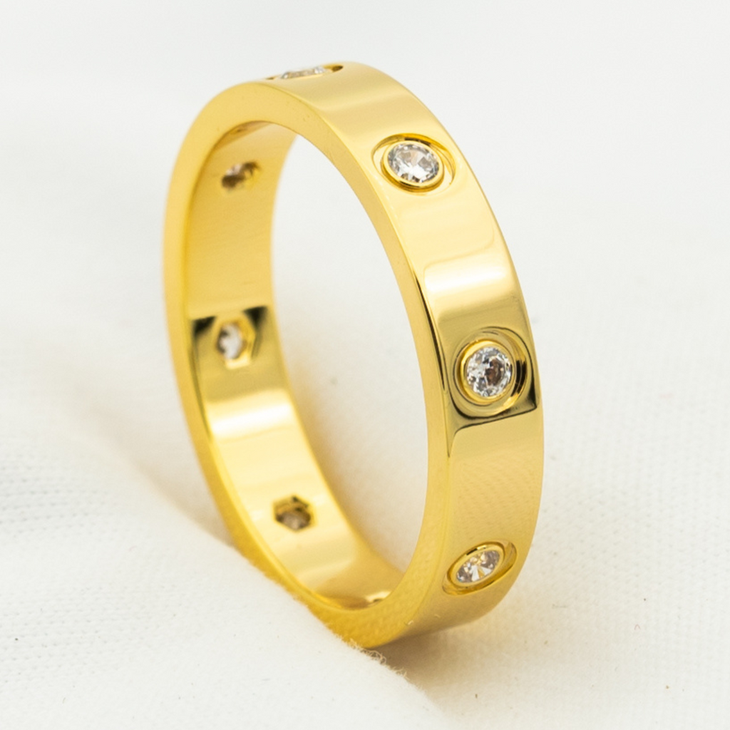 [Cyra] LOVEリング 3.6mm ダイヤモンド8個