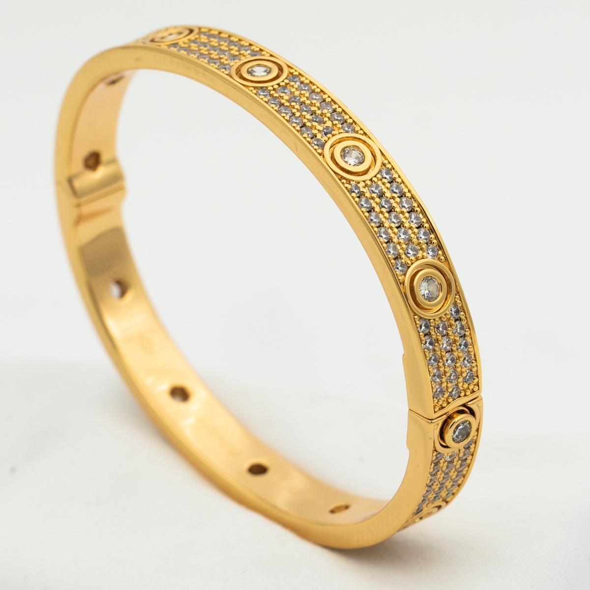 [Cyra]  LOVE ARMBAND 6,1 MM MIT DIAMANT-PAVÉ 10 GROSSE DIAMANTEN