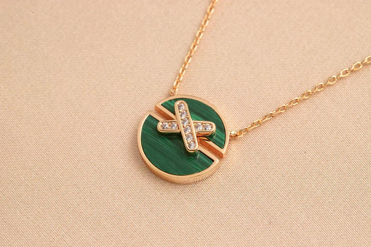[Cyra]  JEUX DE ROSE GOLD DIAMOND NECKLACE