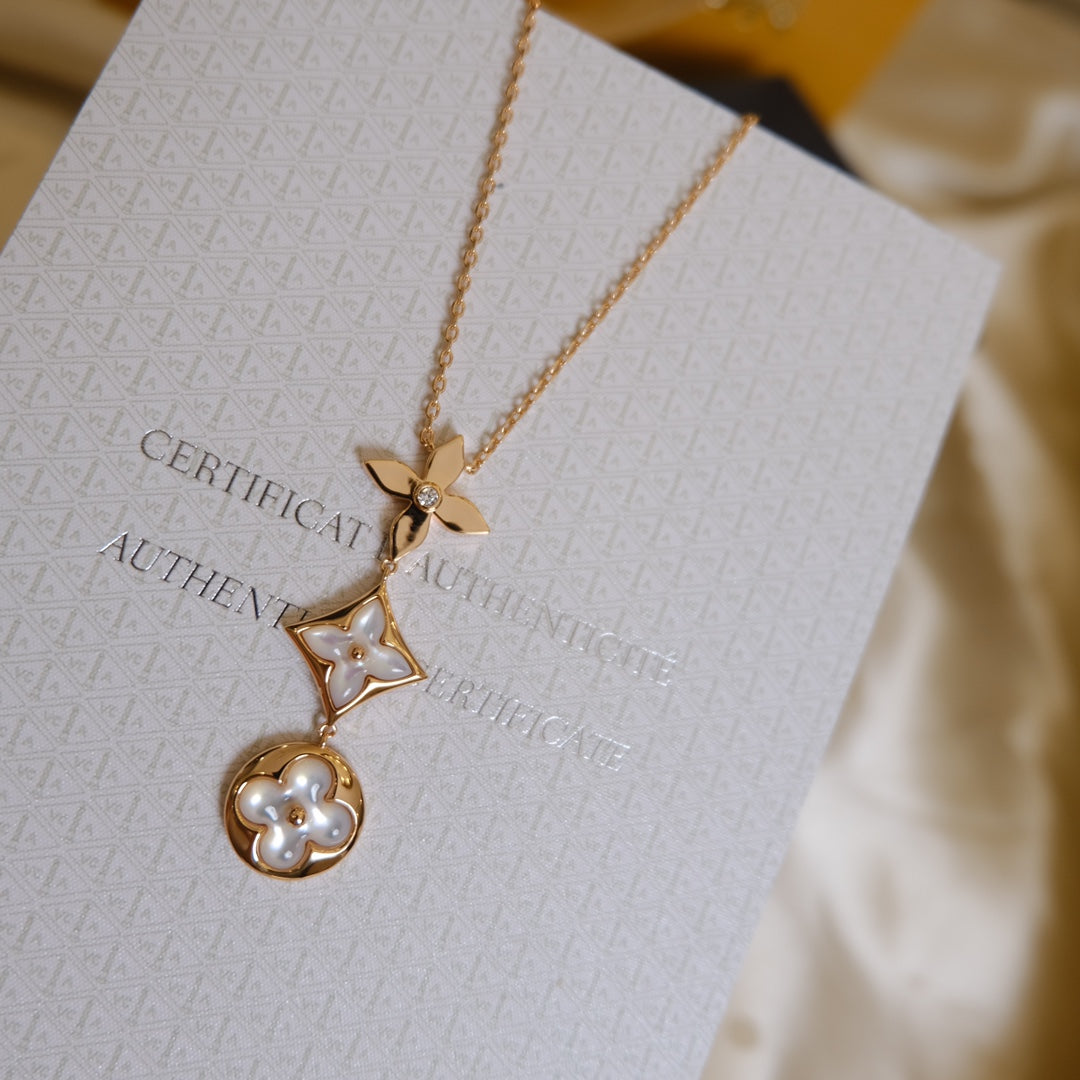 [Cyra]  COLOR BLOSSOM LARIAT NECKLACE PINK GOLD WHITE MOTHER PEARL AND DIAMOND