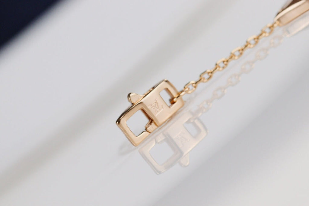 [Cyra]  LEAF CLOVER BRACELET