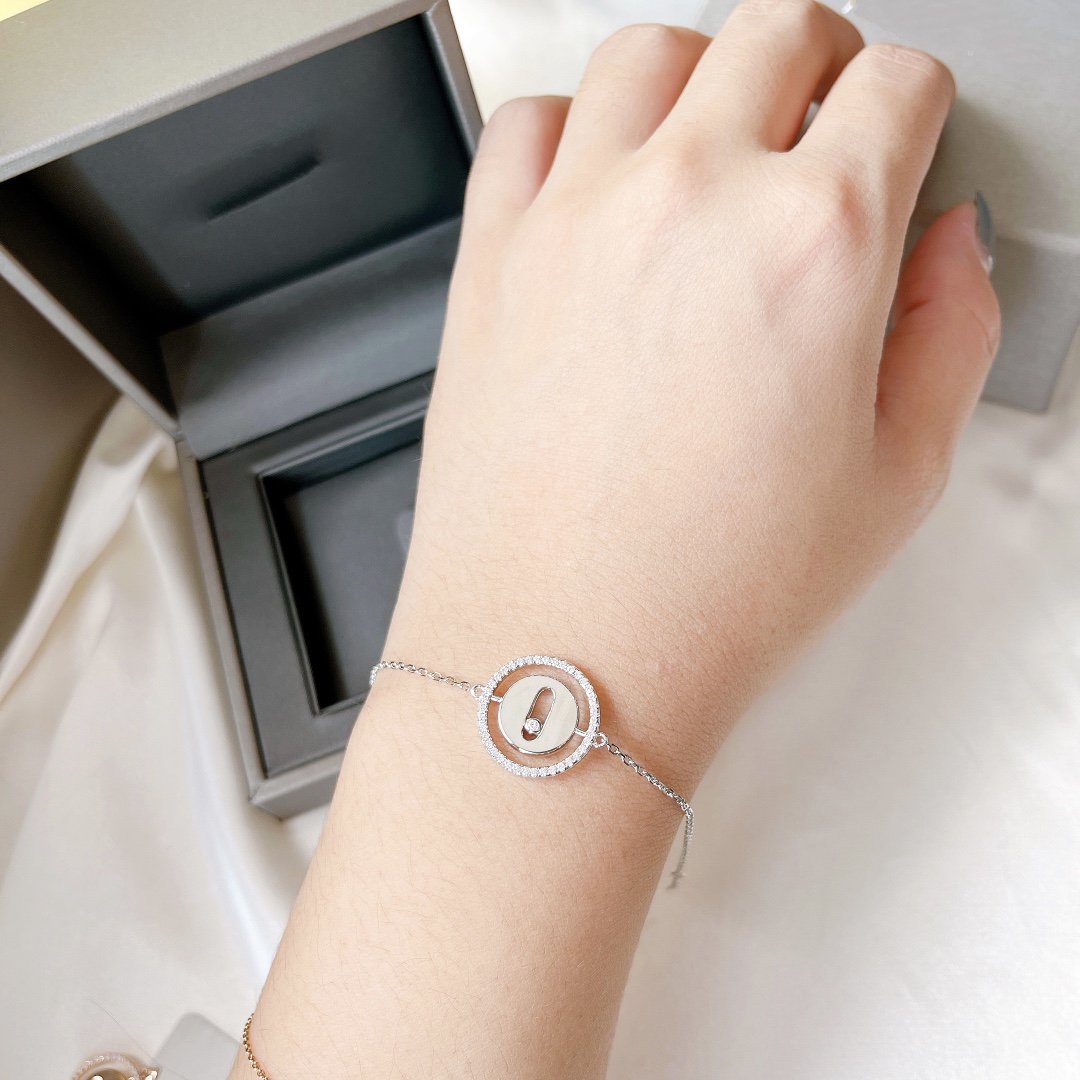 [Cyra]   MOVE PAVED DIAMOND BRACELET