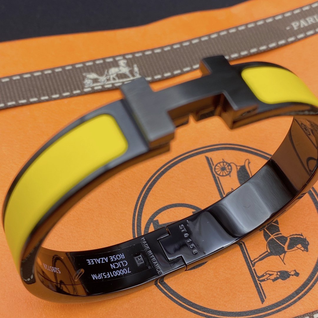 [Cyra]  CLIC HM SO BLACK YELLOW BRACELET