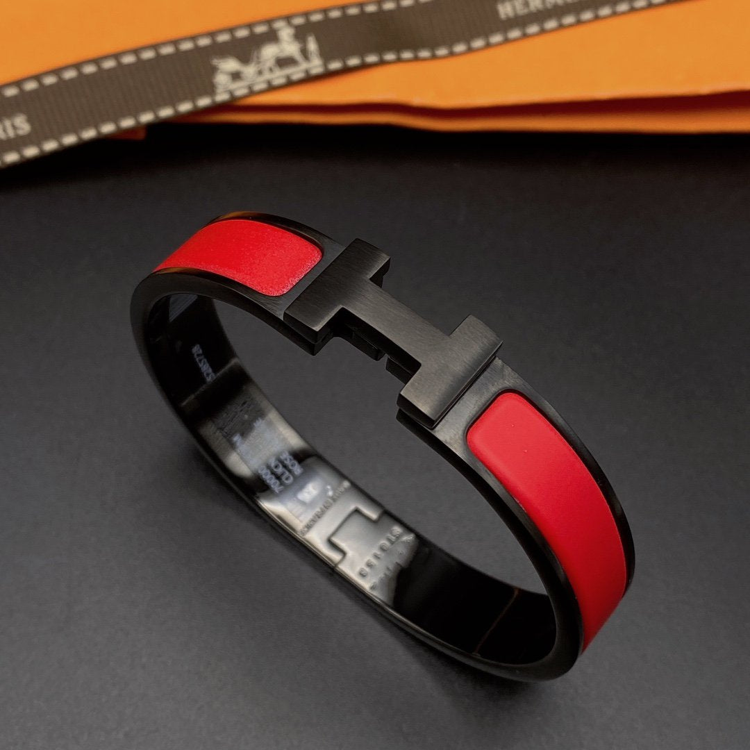 [Cyra]  CLIC HM SO BLACK RED BRACELET