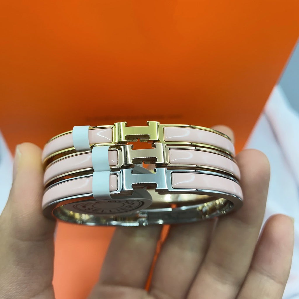 [Cyra]  CLASSIC HM CLIC  PINK 8MM ENAMEL BRACELET
