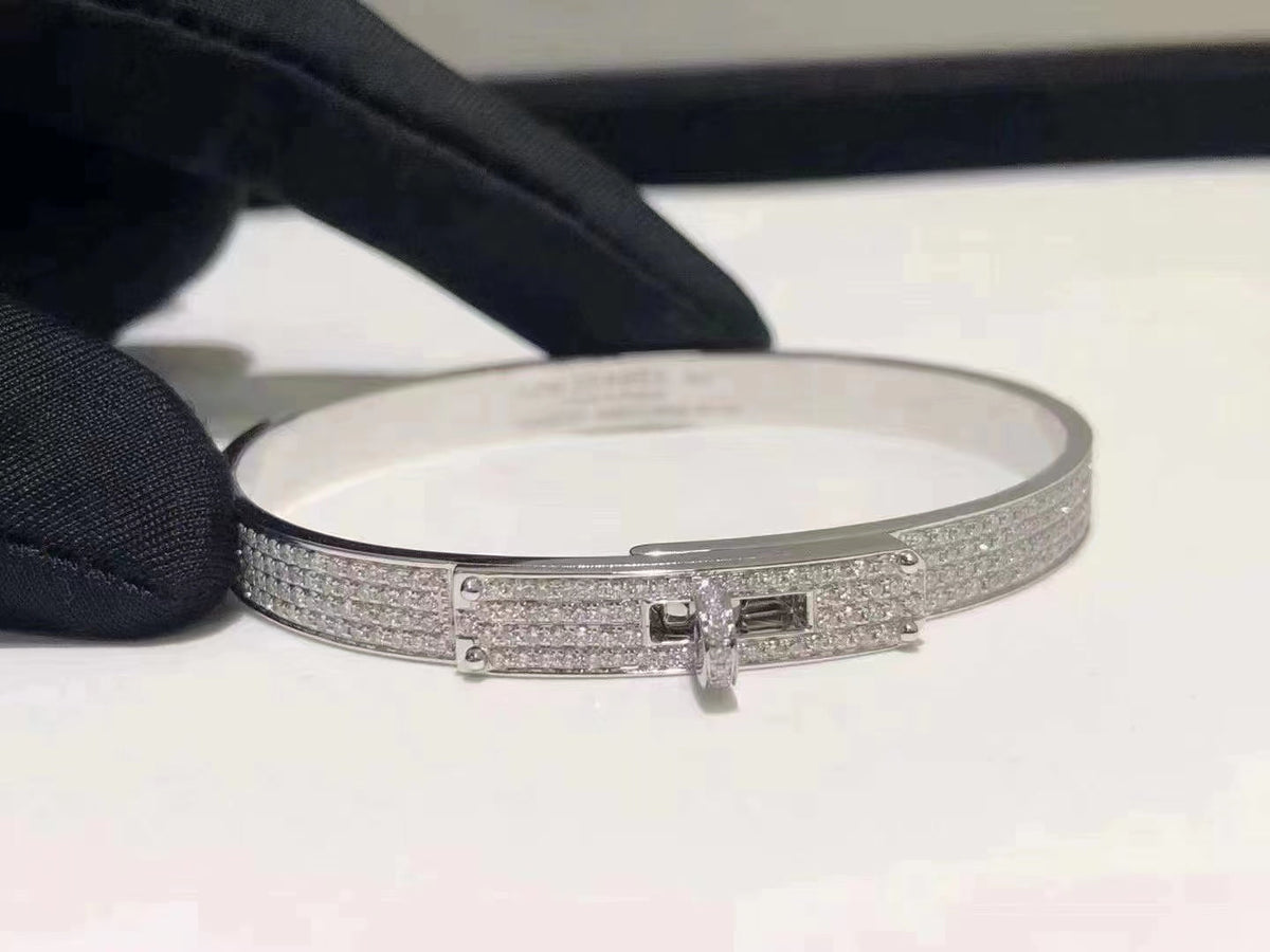 [Cyra]  HM KELLY ARMBAND AUS SILBER MIT VOLLSTÄNDIGEM DIAMANTBESATZ