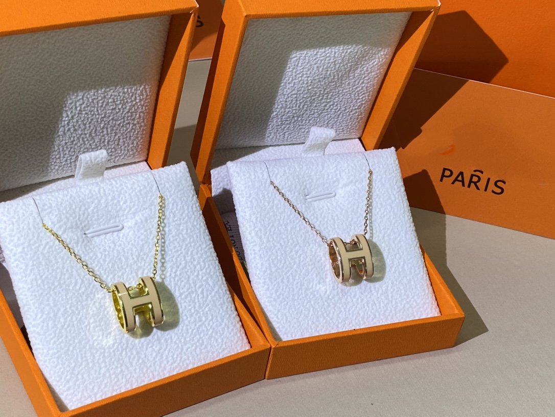 [Cyra]  HM CLIC YELLOW ENAMEL GOLD NECKLACE