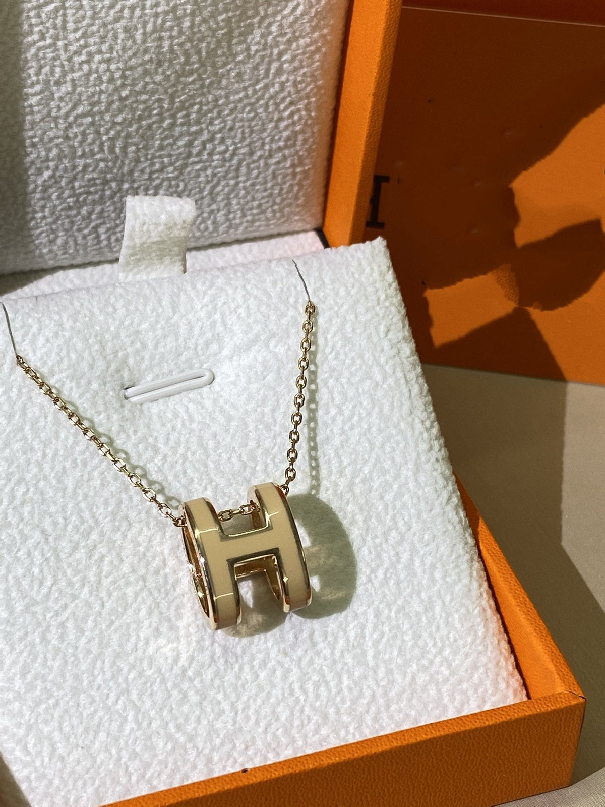 [Cyra] HM CLIC GELB EMAILLE GOLDKETTE