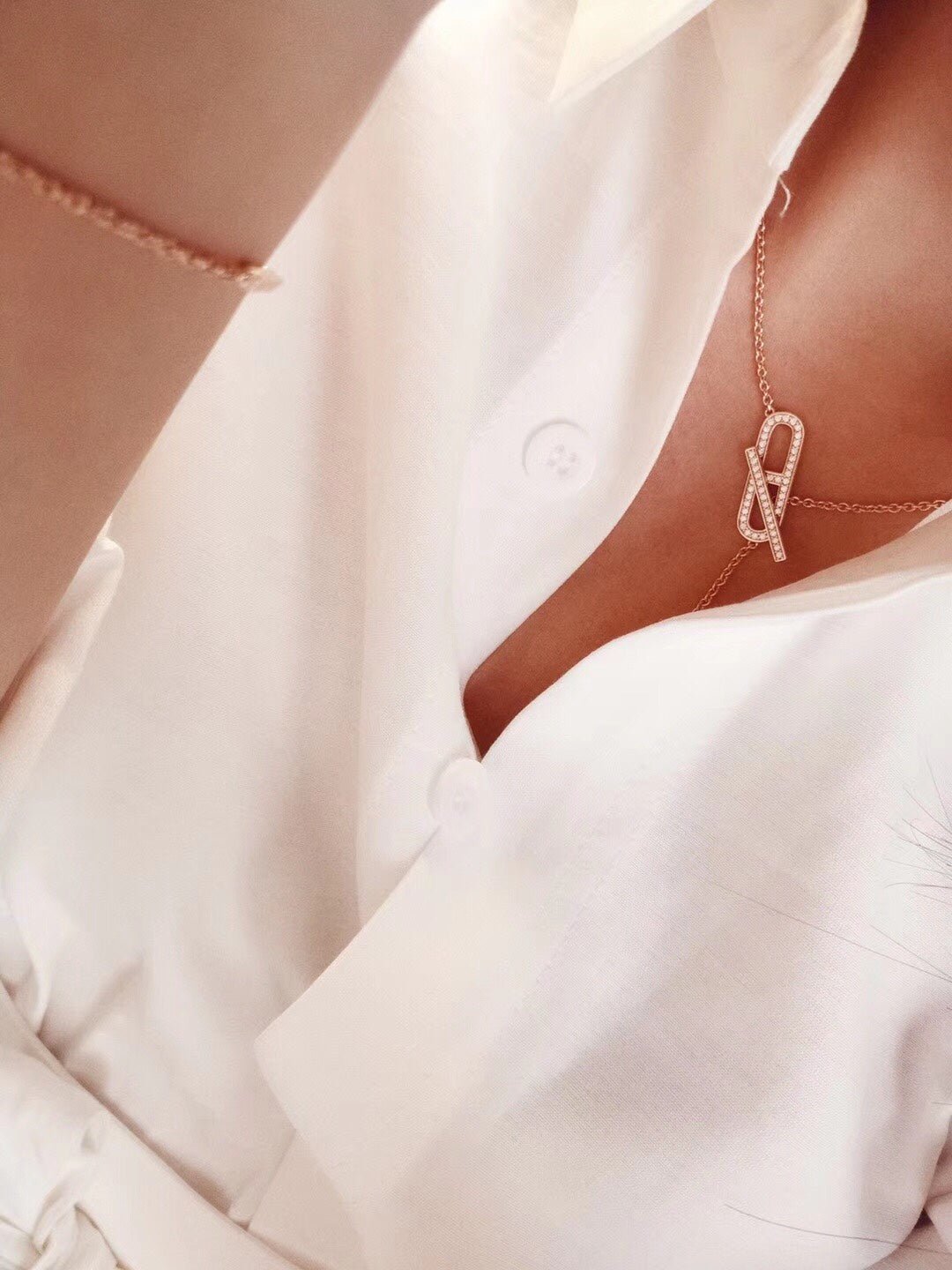 [Cyra]  HM FIRE PIG NOSE NECKLACE TRENDY STREET