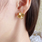 [Cyra] CLOVER MITTLERE OHRSTECKER
