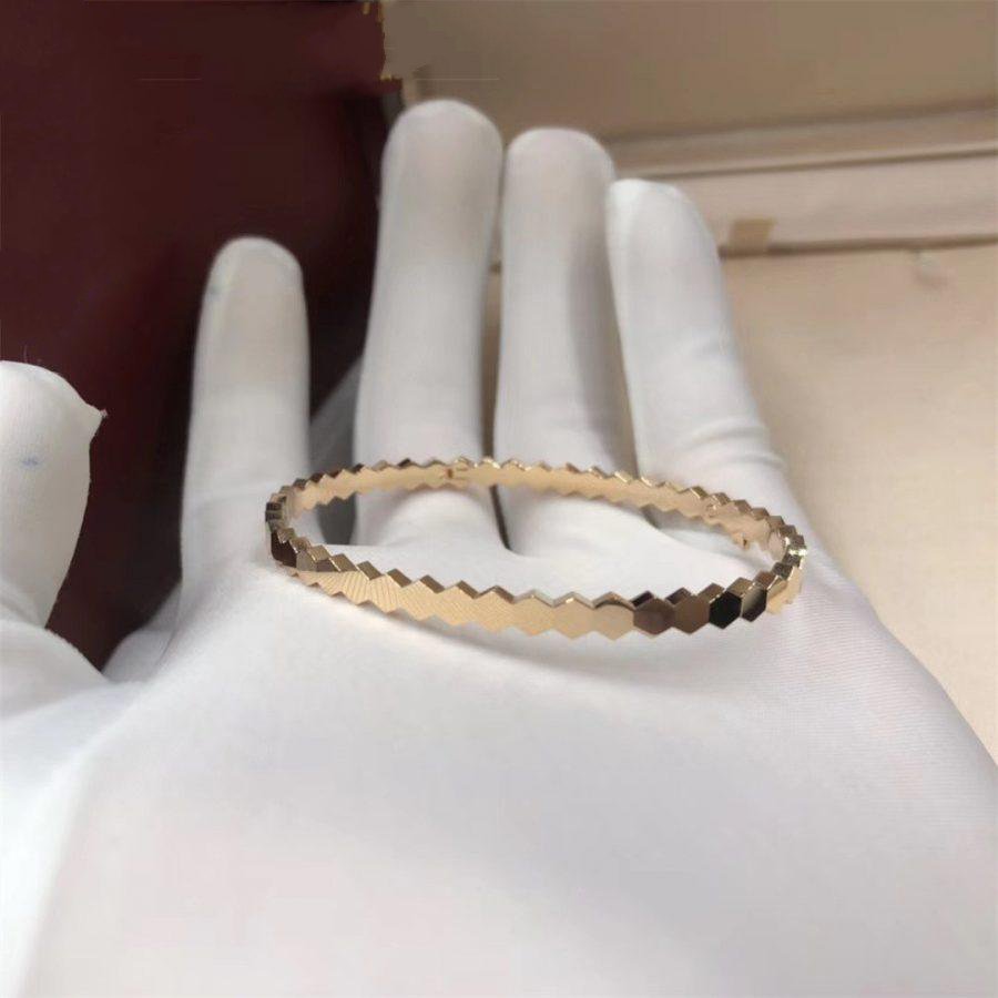 [Cyra]  BEE LOVE GOLD BRACELET