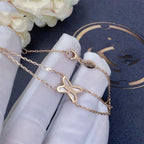 {
  "Cyra": "JEUX ARMBAND WEISSES PERLMUTT ROSÉGOLD 1 DIAMANT"
}