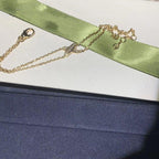 {
  "Cyra": "JEUX ARMBAND GOLD DIAMANT"
}