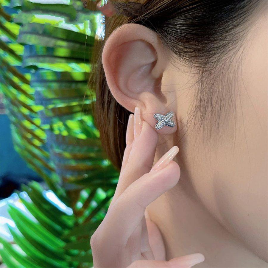 [Cyra]  JEUX DE SILVER DIAMOND EARRINGS