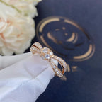 [Cyra] LIENS RING AUS ROSÉGOLD MIT DIAMANTEN