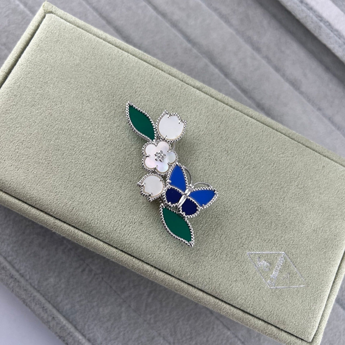[Cyra]  2026 NEW MODEL SPRING LUCKY BROOCH