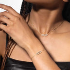 {
  "Cyra": "シラ",
  "Pavé Baby Move Diamond Bracelet": "パヴェ ベビー ムーヴ ダイヤモンド ブレスレット"
}