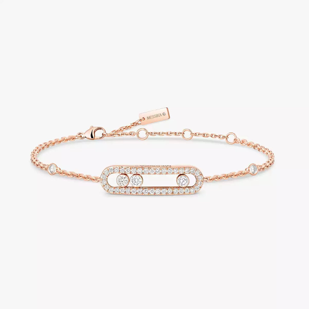 {
  "Cyra": "シラ",
  "Pavé Baby Move Diamond Bracelet": "パヴェ ベビー ムーヴ ダイヤモンド ブレスレット"
}