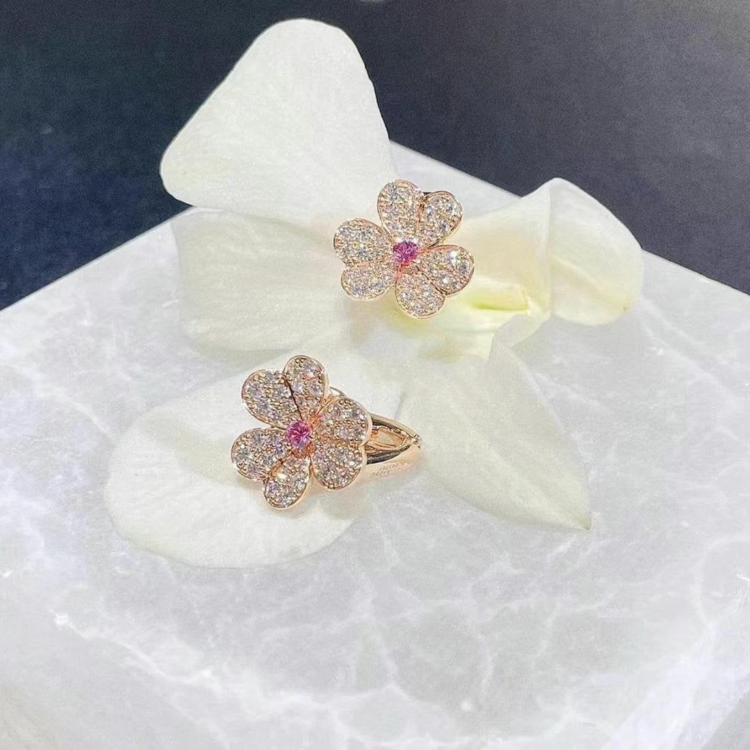 [Cyra]  FRIVOLE PINK GOLD FLOWER DIAMOND EARRINGS