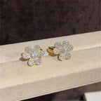 [Cyra]  FRIVOLE GOLD FLOWER DIAMOND EARRINGS