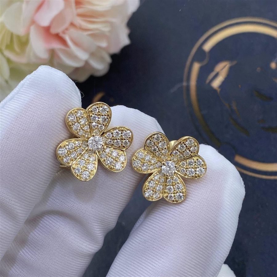 [Cyra]  FRIVOLE GOLD FLOWER DIAMOND EARRINGS