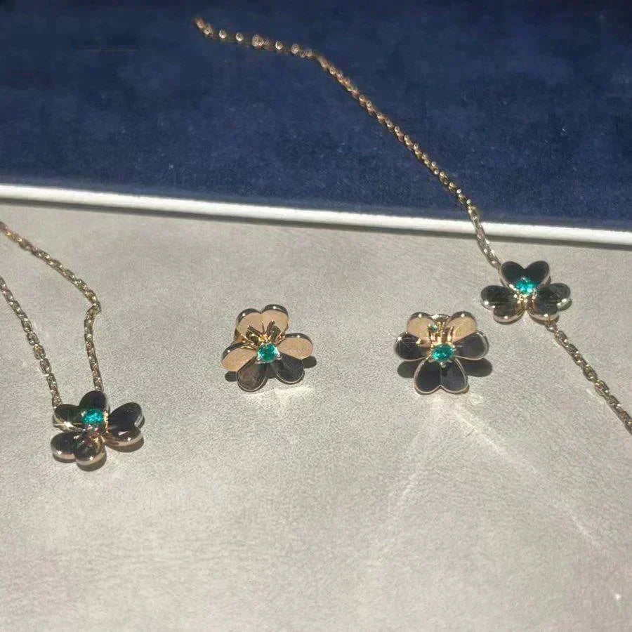 [Cyra]  FRIVOLE  FLOWER MALACHITE EARRINGS