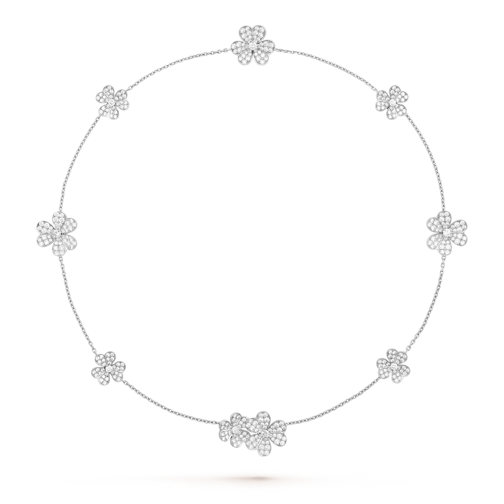 [Cyra]  FRIVOLER SILBER-HALSKETTE MIT 9 BLUMEN