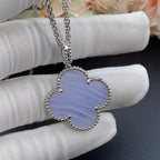 [Cyra]  CLOVER SILVER CHALCEDONY BIG CLOVER NECKLACE