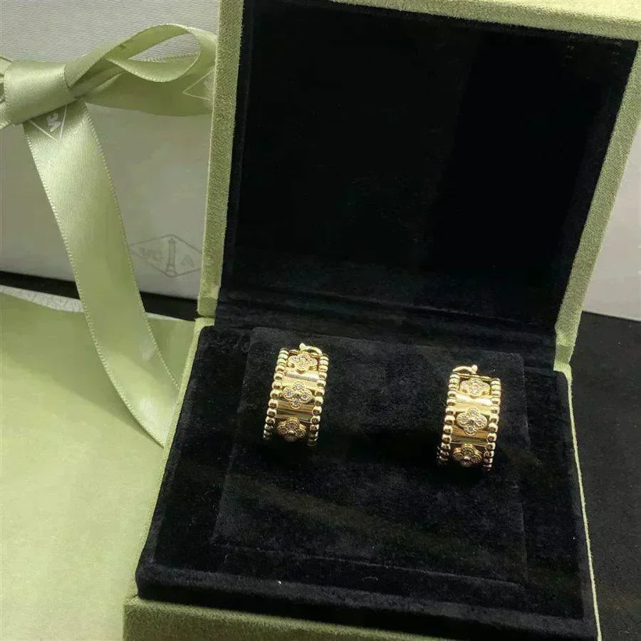 [Cyra]  PERLEE DIAMOND EARRINGS